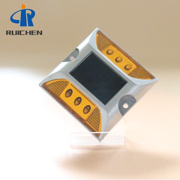 <h3>Customized Solar Powered Stud Light For Pedestrian In South </h3>
